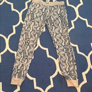 Neely Python snake print sweatpants fleece size small